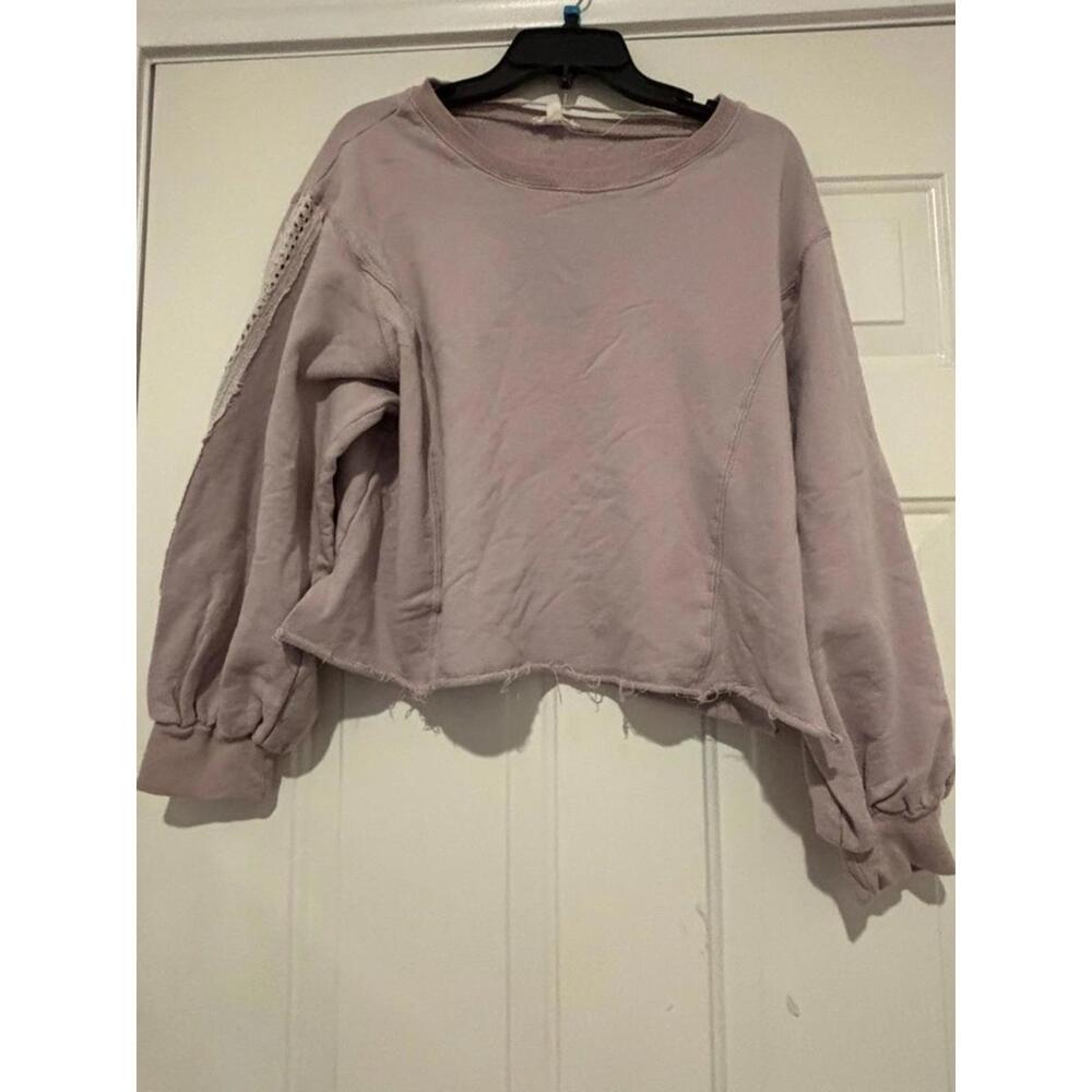 Women's sz L Easel‎ lilac distressed cropped sweatshirt #1240
